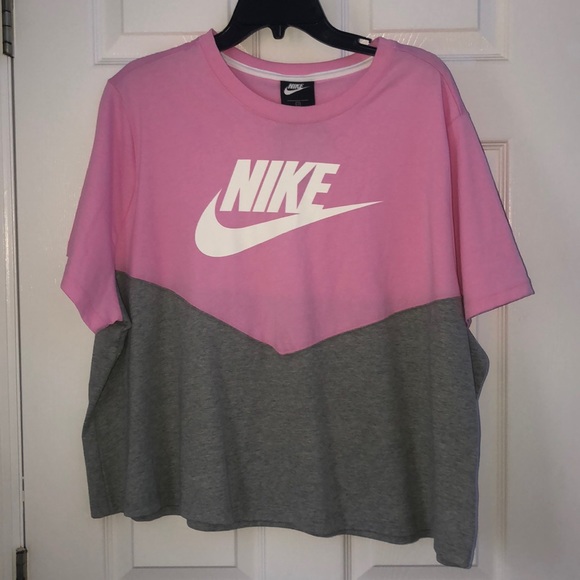 nike plus size crop top